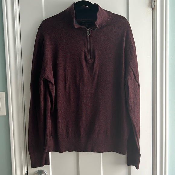 Banana Republic Men’s zip sweater - Picture 1 of 4